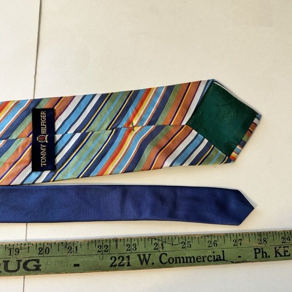 TOMMY HILFIGER Vintage Striped Men's 100% Silk Neck Tie Made In USA - Picture 4 of 8